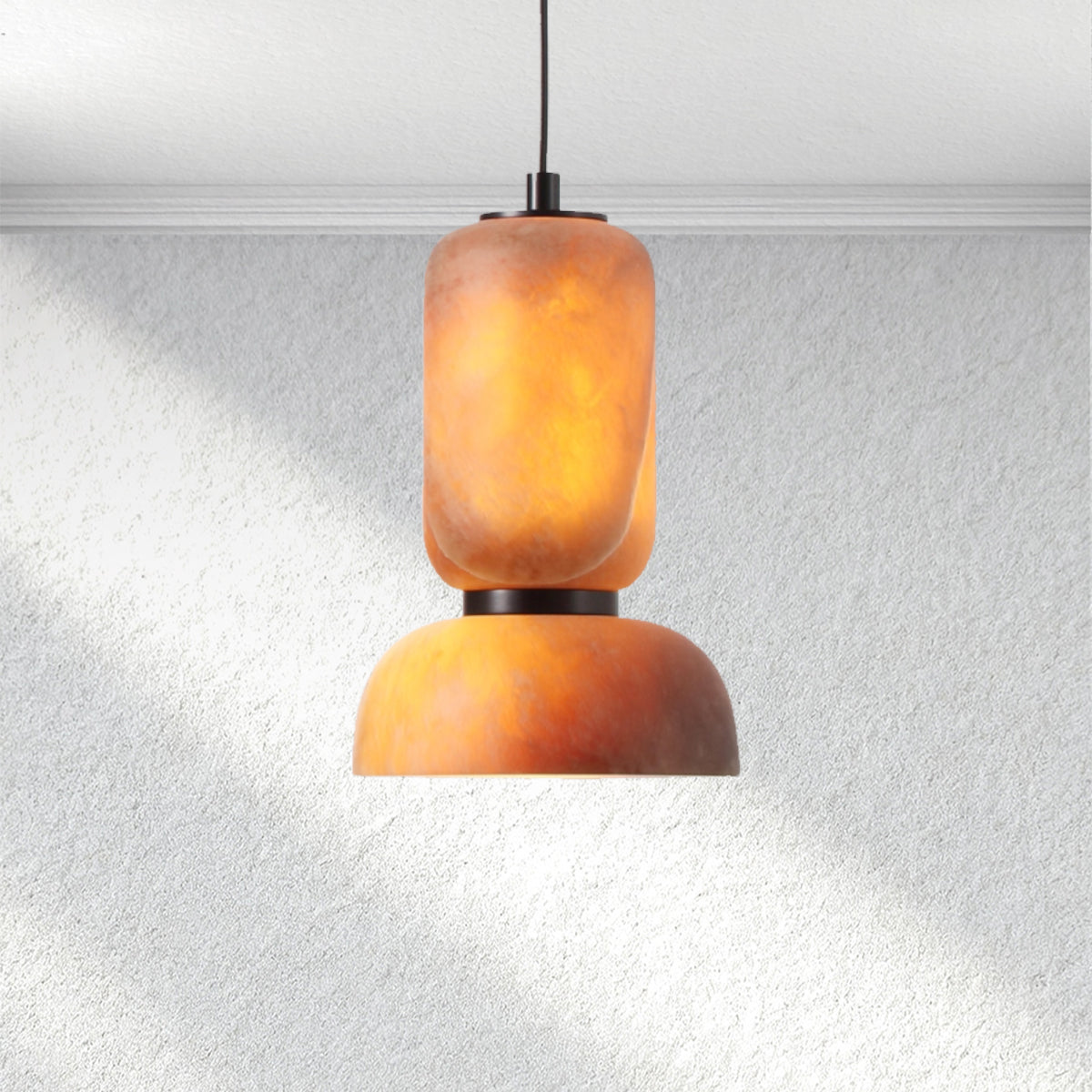 homeniqo Eterna Vertical Alabaster Pendant