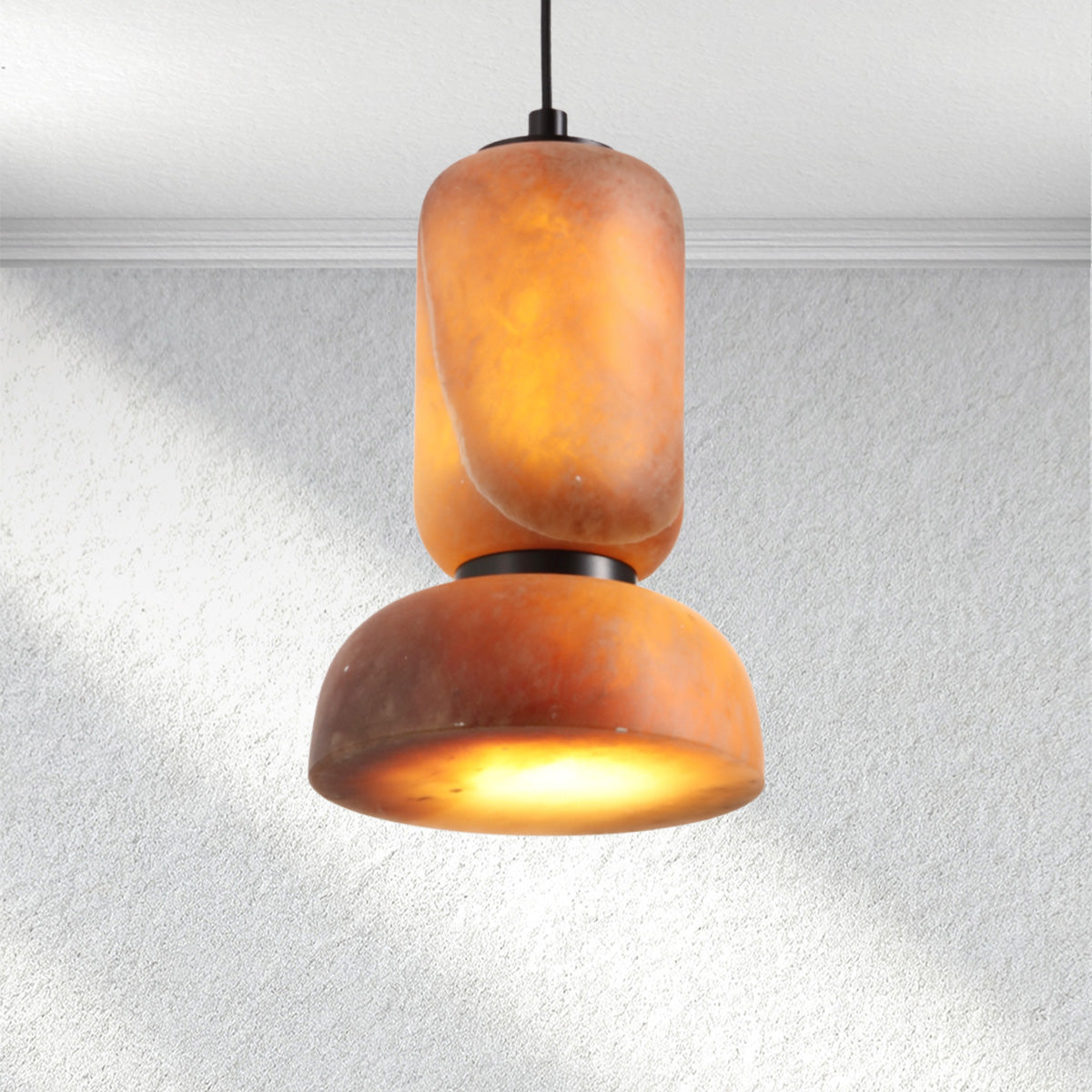 homeniqo Eterna Vertical Alabaster Pendant